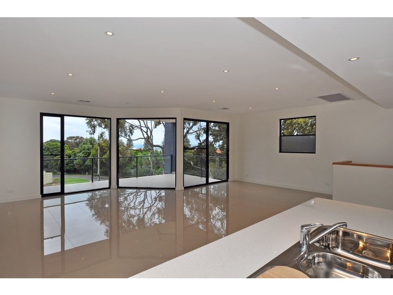 23 Nevin Avenue, Encounter Bay SA 5211