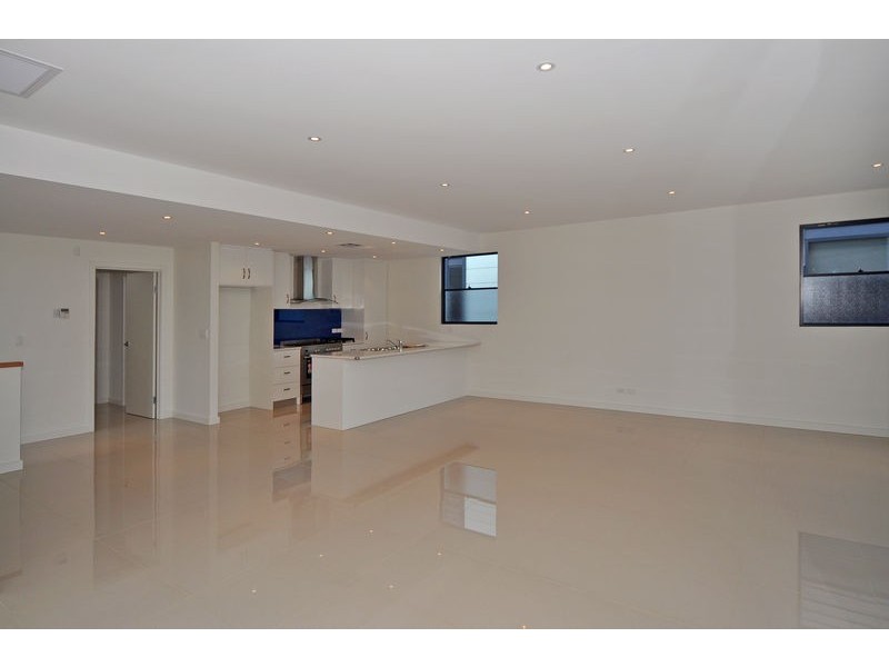 23 Nevin Avenue, Encounter Bay SA 5211