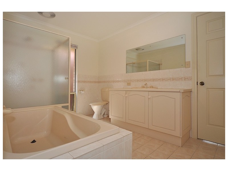 32 Lakeside Circuit, Encounter Bay SA 5211