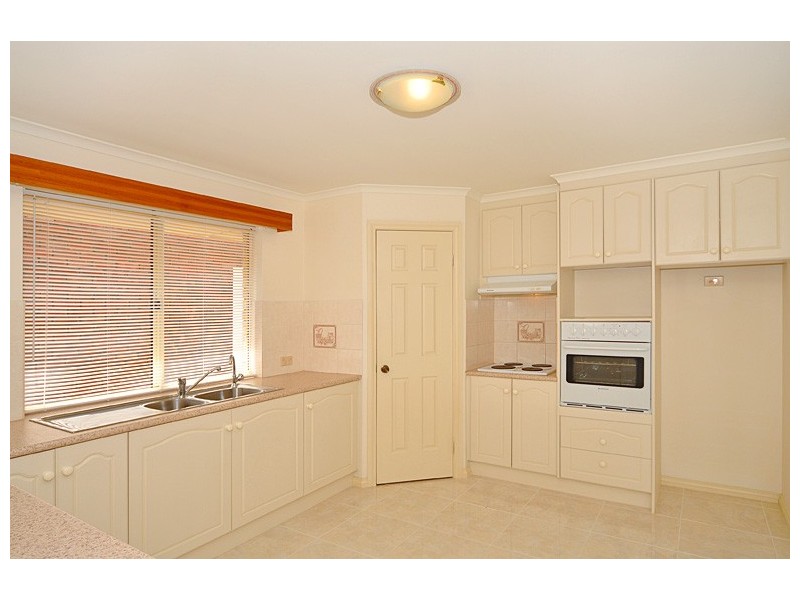 32 Lakeside Circuit, Encounter Bay SA 5211