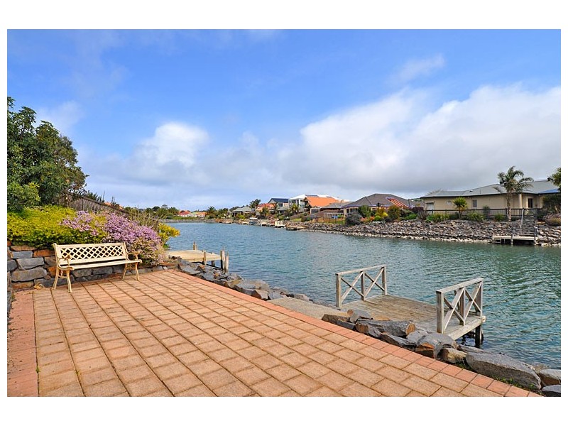 32 Lakeside Circuit, Encounter Bay SA 5211