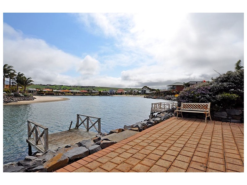 32 Lakeside Circuit, Encounter Bay SA 5211