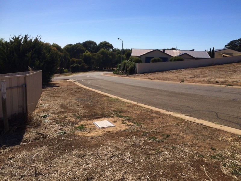 42 Solway Crescent, Encounter Bay SA 5211