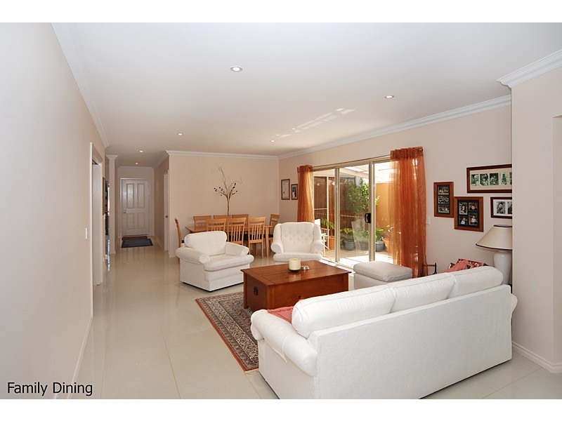 6 Riverway Court, Mccracken SA 5211