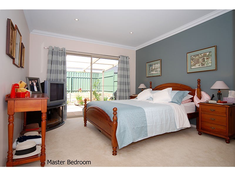 6 Riverway Court, Mccracken SA 5211