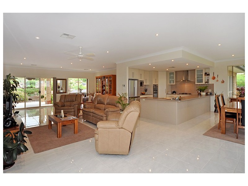 12 Arabian Court, Hindmarsh Valley SA 5211