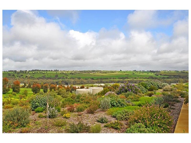 12 Arabian Court, Hindmarsh Valley SA 5211
