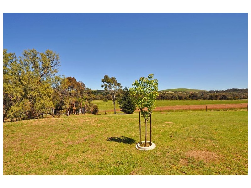 121-123 Canterbury Road, Victor Harbor SA 5211