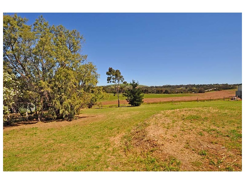 121-123 Canterbury Road, Victor Harbor SA 5211