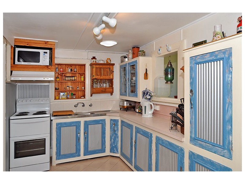 121-123 Canterbury Road, Victor Harbor SA 5211