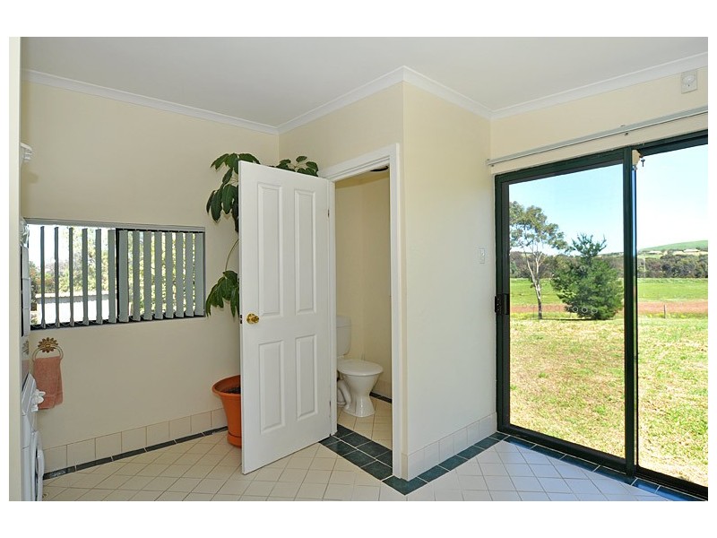 121-123 Canterbury Road, Victor Harbor SA 5211