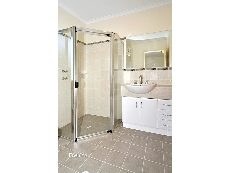 9 William Street, Victor Harbor SA 5211