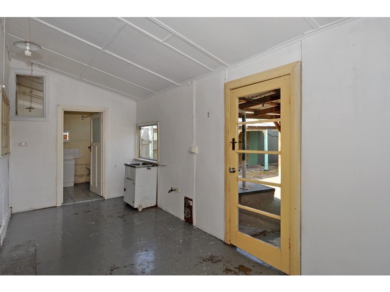19 Seaview Road, Victor Harbor SA 5211