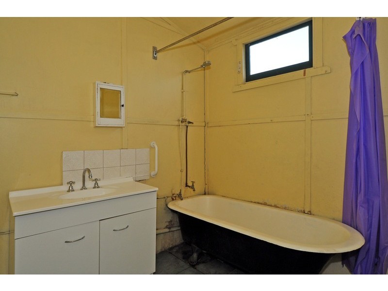 19 Seaview Road, Victor Harbor SA 5211
