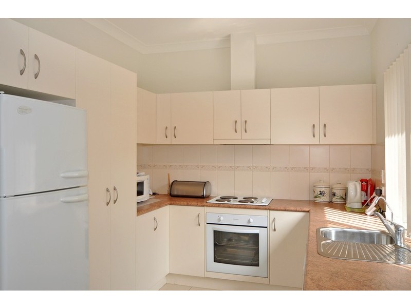 2 Graham Street, Victor Harbor SA 5211