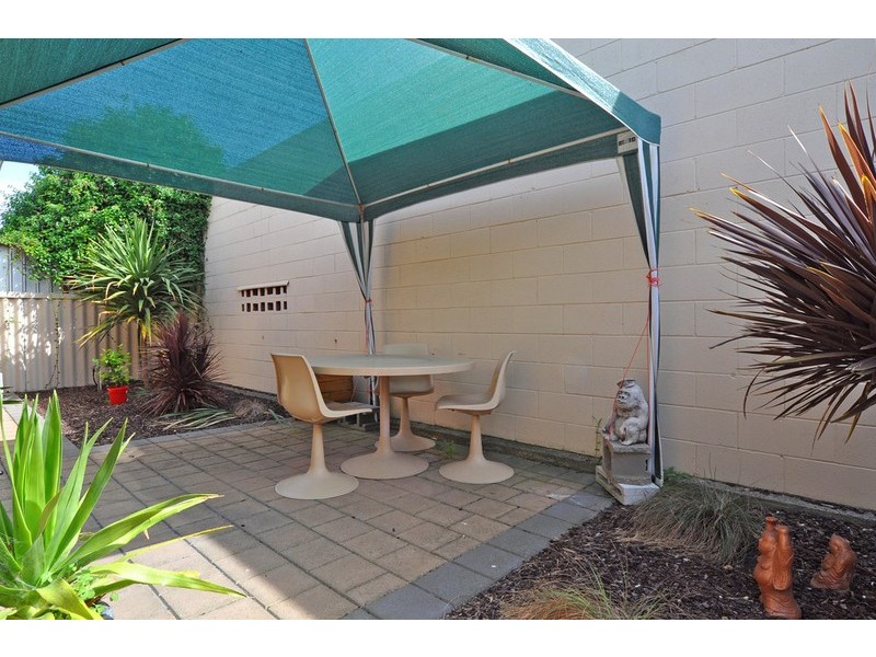 2 Graham Street, Victor Harbor SA 5211