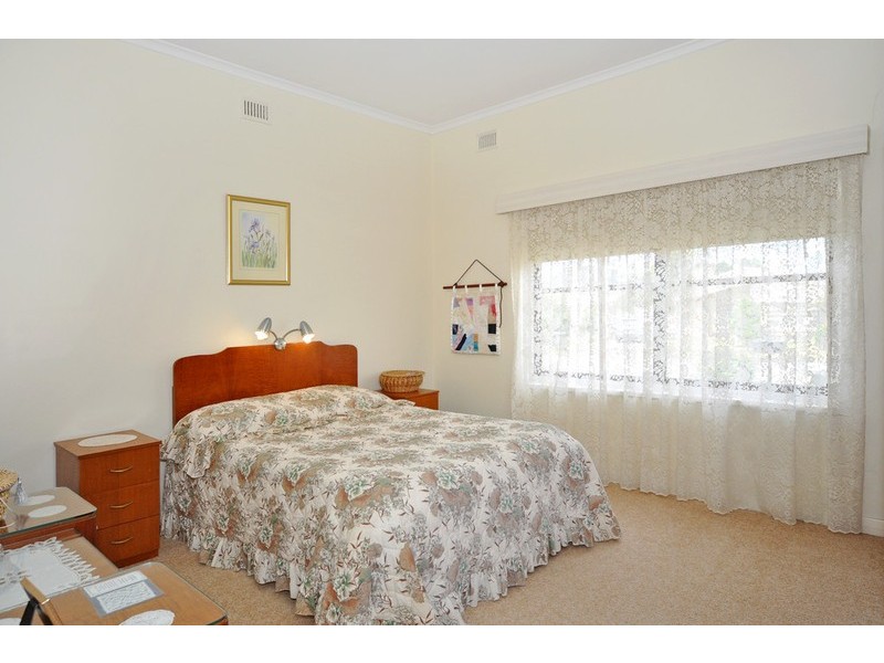 34 Hill Street, Victor Harbor SA 5211