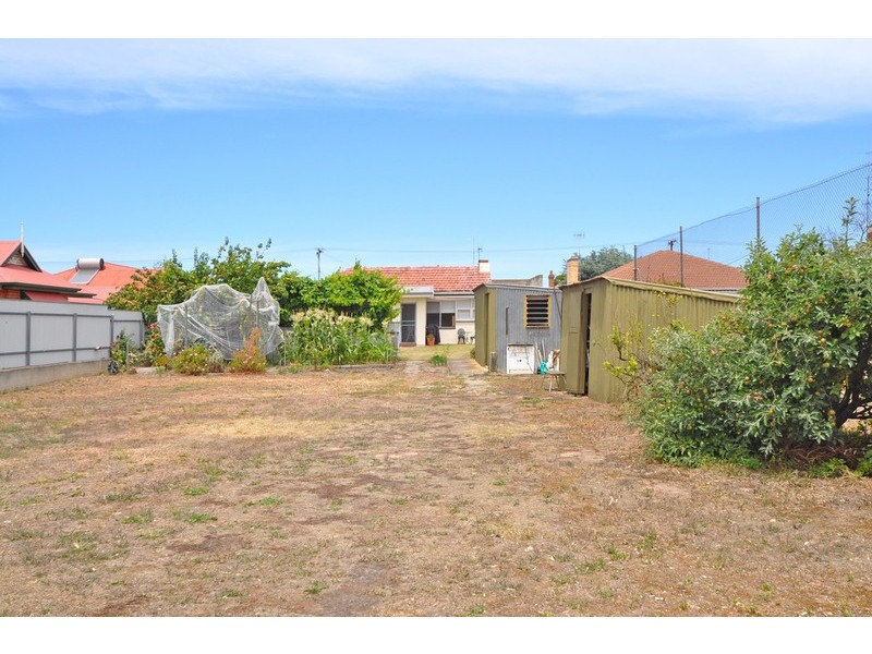 34 Hill Street, Victor Harbor SA 5211