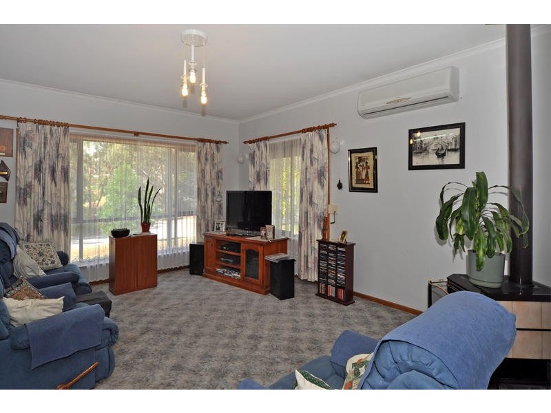 97 Waggon Road, Victor Harbor SA 5211