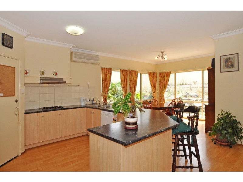 5 Barton Court, Encounter Bay SA 5211