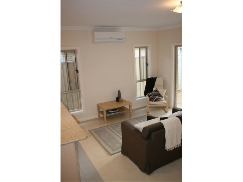 Home 3 (20) Oval Road, Victor Harbor SA 5211