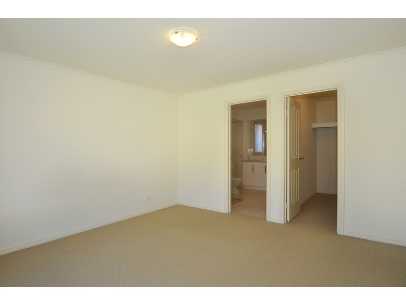 15 Jasmin Drive, Victor Harbor SA 5211