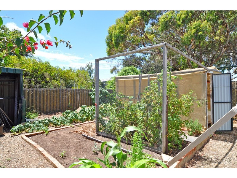 8 Alma Place, Middleton SA 5213