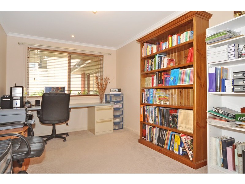 15 Heysen Parade, Hayborough SA 5211
