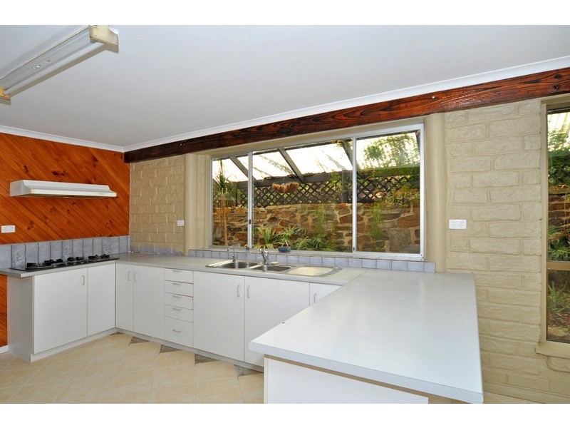 56 Warland Avenue, Victor Harbor SA 5211