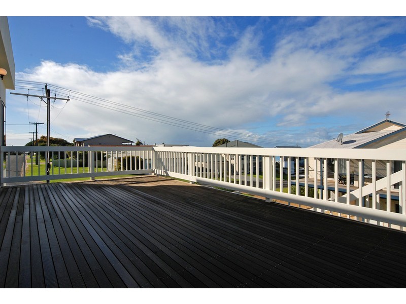 5 Second Avenue, Hayborough SA 5211