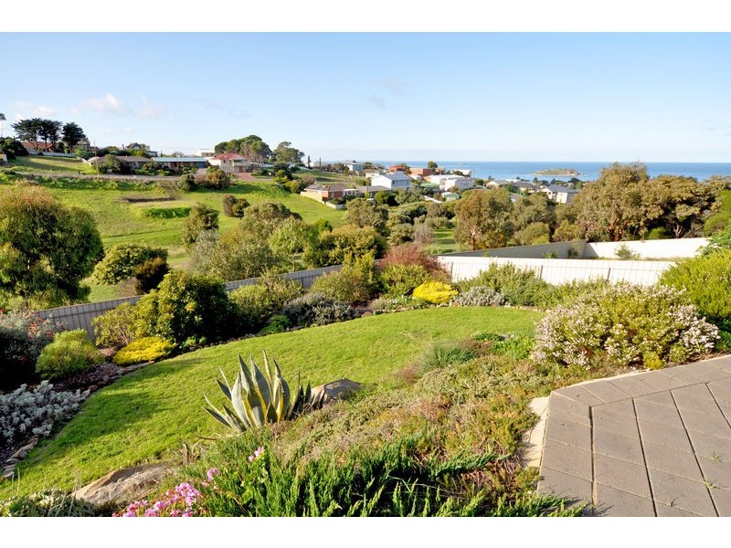 11 Theisenger Court, Encounter Bay SA 5211