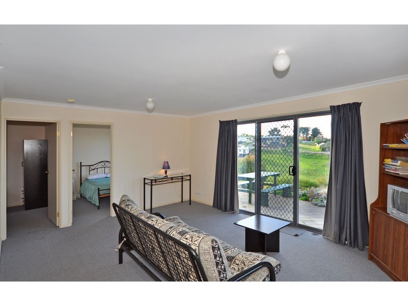 11 Theisenger Court, Encounter Bay SA 5211