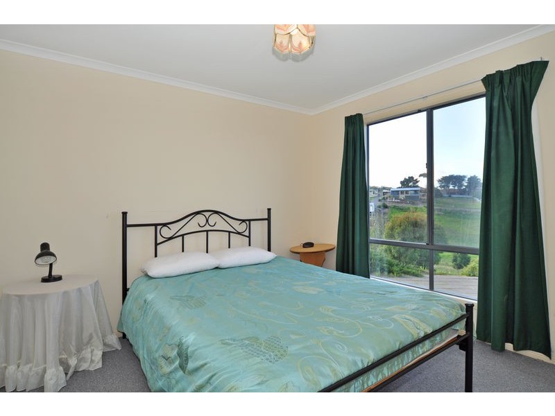 11 Theisenger Court, Encounter Bay SA 5211