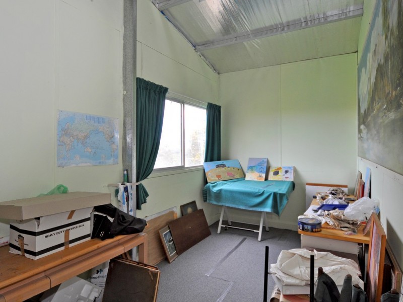 4 Finniss Road, Victor Harbor SA 5211