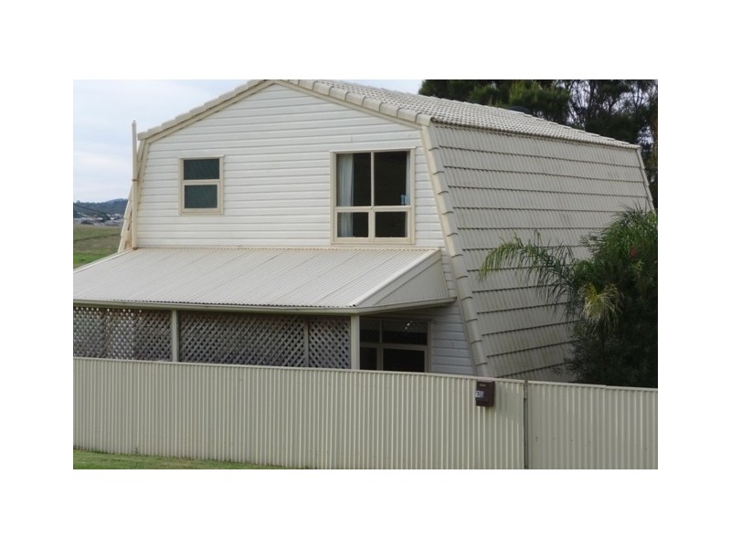 34 Laurie Avenue, Encounter Bay SA 5211