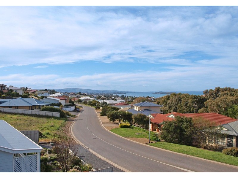 1 Minke Whale Drive, Encounter Bay SA 5211