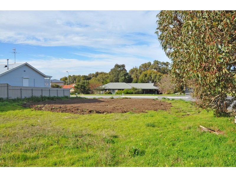 1 Minke Whale Drive, Encounter Bay SA 5211