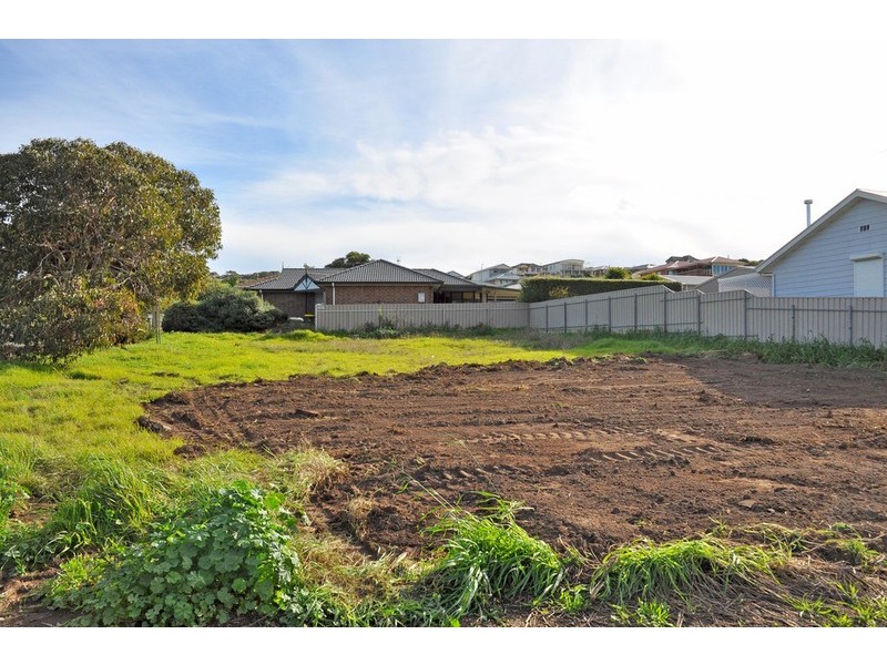 1 Minke Whale Drive, Encounter Bay SA 5211