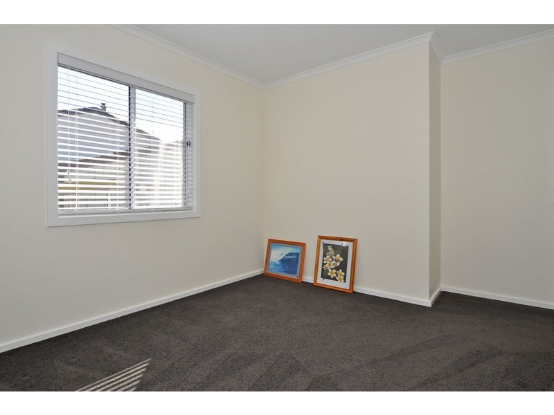 11 James Avenue, Victor Harbor SA 5211