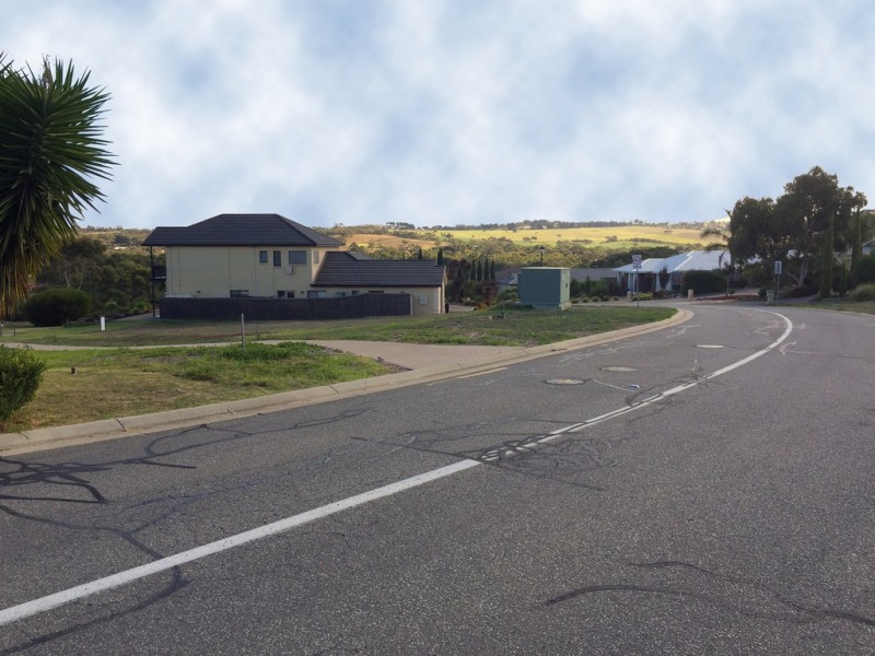 Lot 2003 Coromandel, Mccracken SA 5211