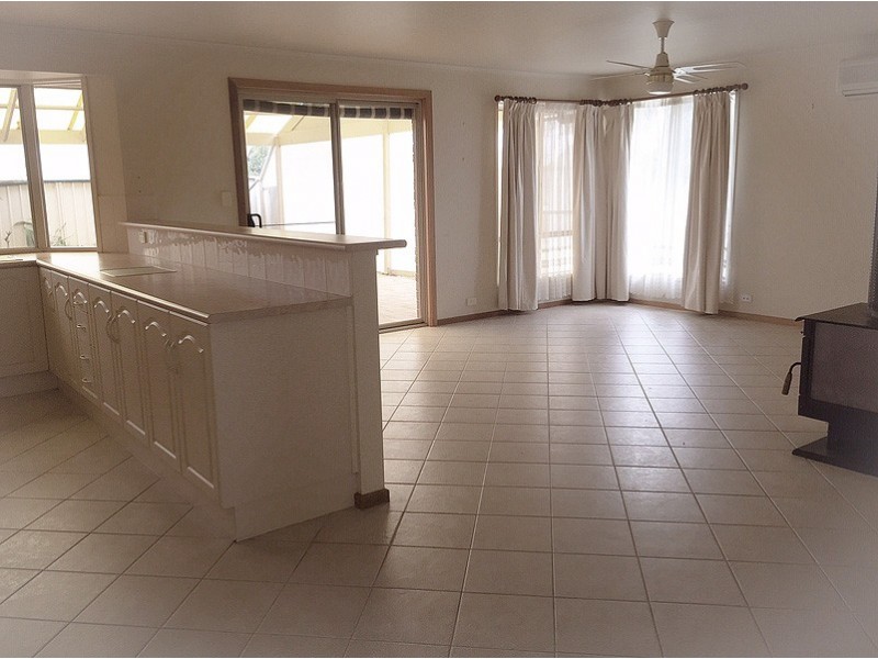 3 March Avenue, Hayborough SA 5211