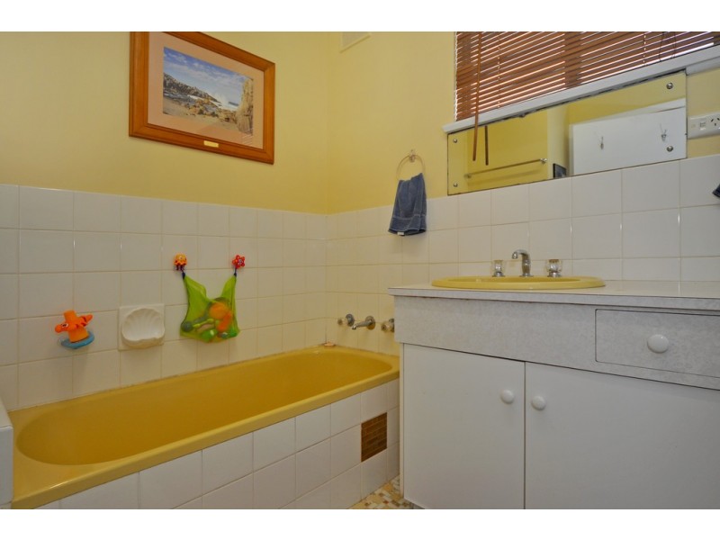 13 McDonald Street, Hayborough SA 5211