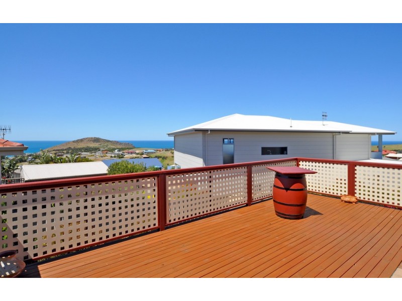 35 Southern Right Crescent, Encounter Bay SA 5211