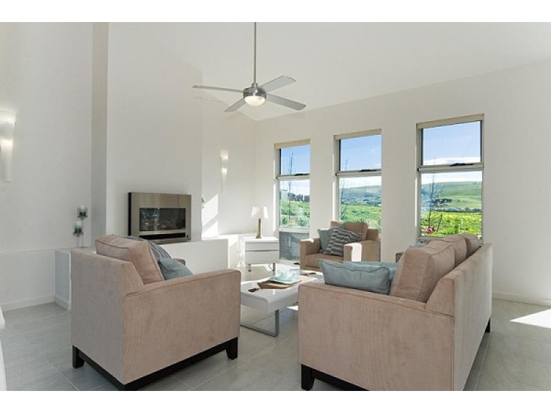 3 Manna Gum Avenue, Victor Harbor SA 5211