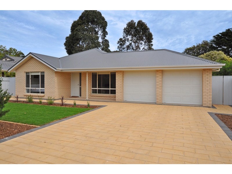9 Dinan Road, Victor Harbor SA 5211