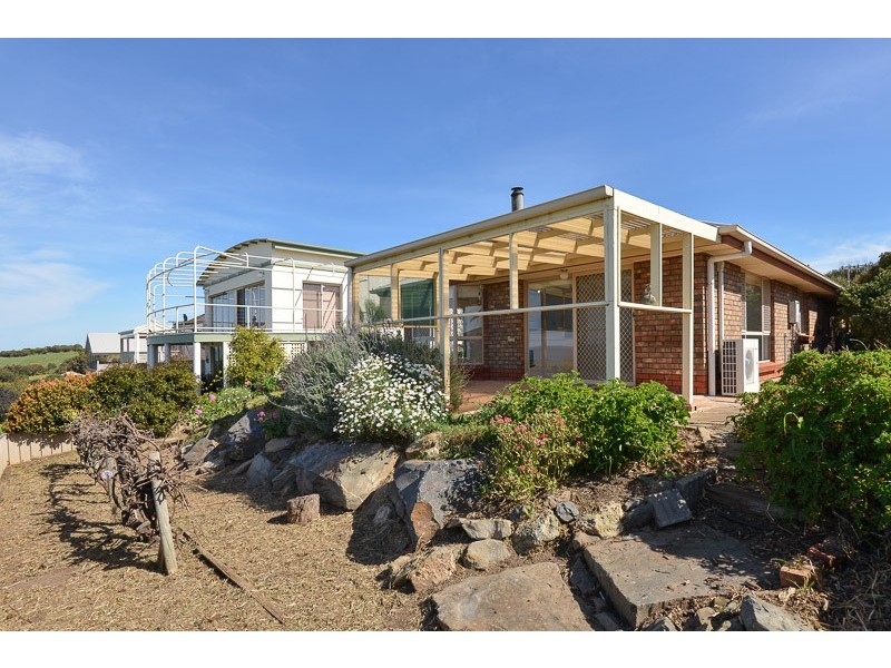 16 Three Gullies Road, Encounter Bay SA 5211