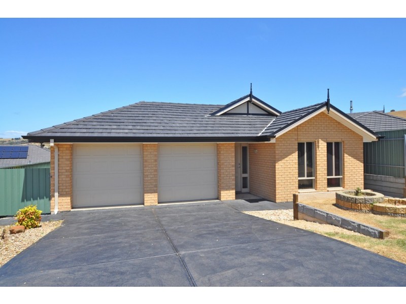 13 Tripp Street, Encounter Bay SA 5211
