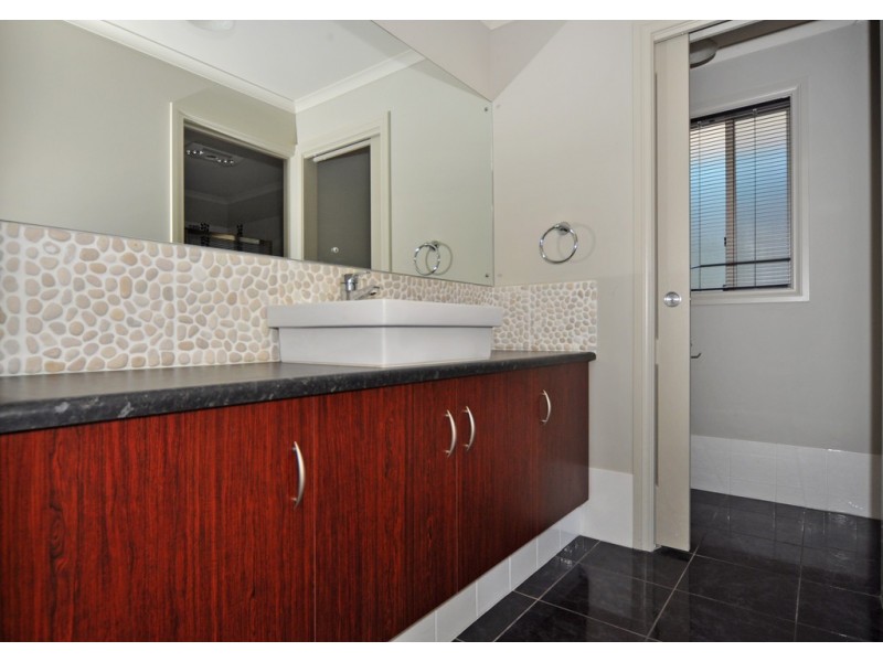13 Tripp Street, Encounter Bay SA 5211