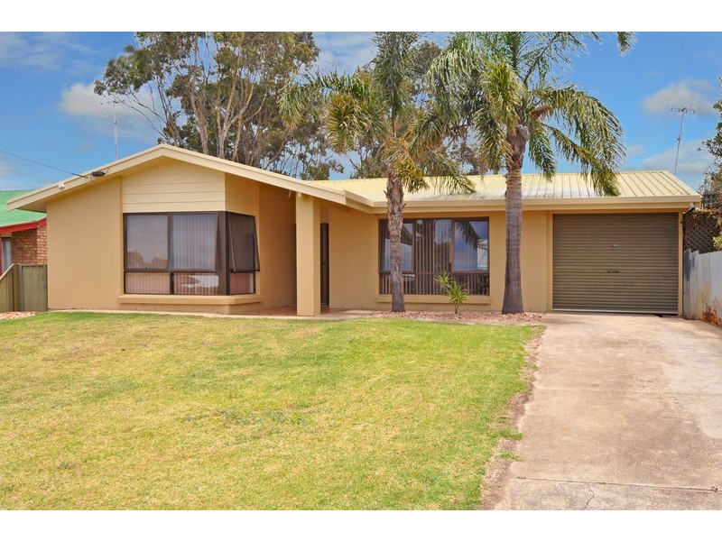 13 Manly Grove, Hayborough SA 5211