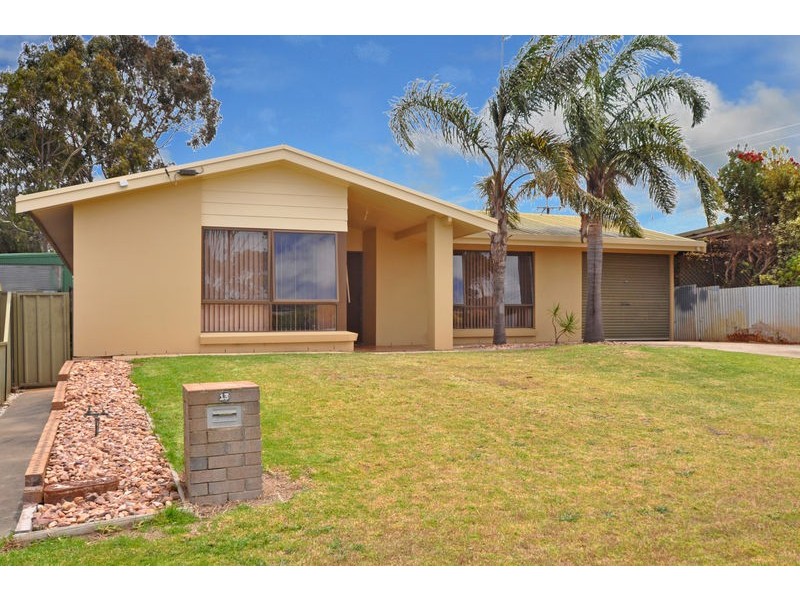 13 Manly Grove, Hayborough SA 5211